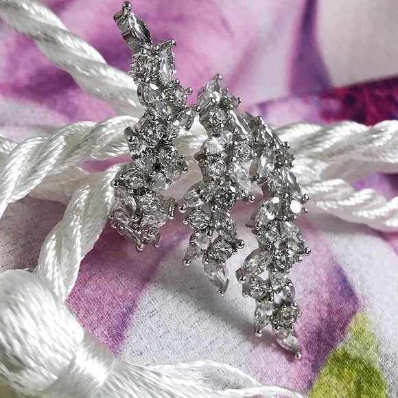 "Ice Queen" - Picture 5 of 8